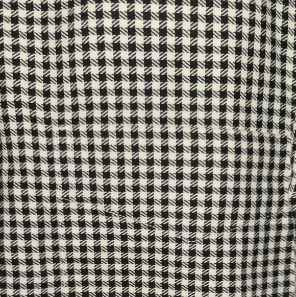 Black & White Checkered Long Sleeve Button-down Casual Shirt - Picture 4 of 6